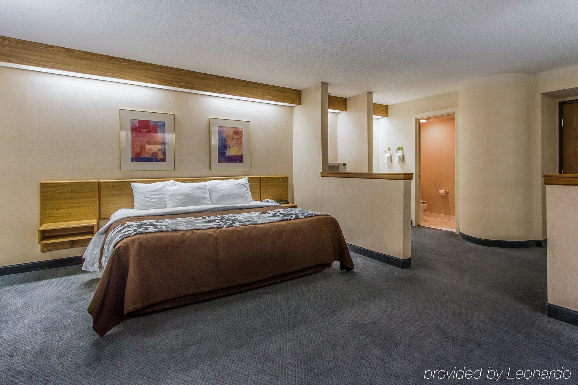 Rodeway Inn Fremont Buitenkant foto